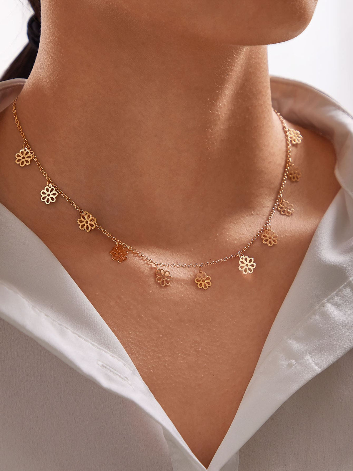 gold silver plated flower pendant necklace durable tarnish resistant link wire