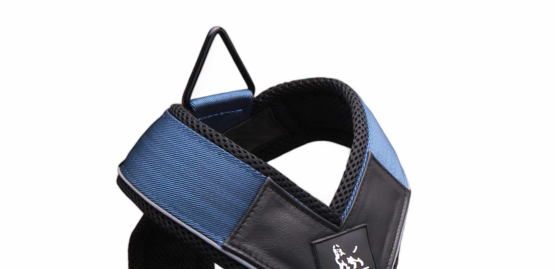 Heavy duty tactical dog harness with padded chest plate and handle