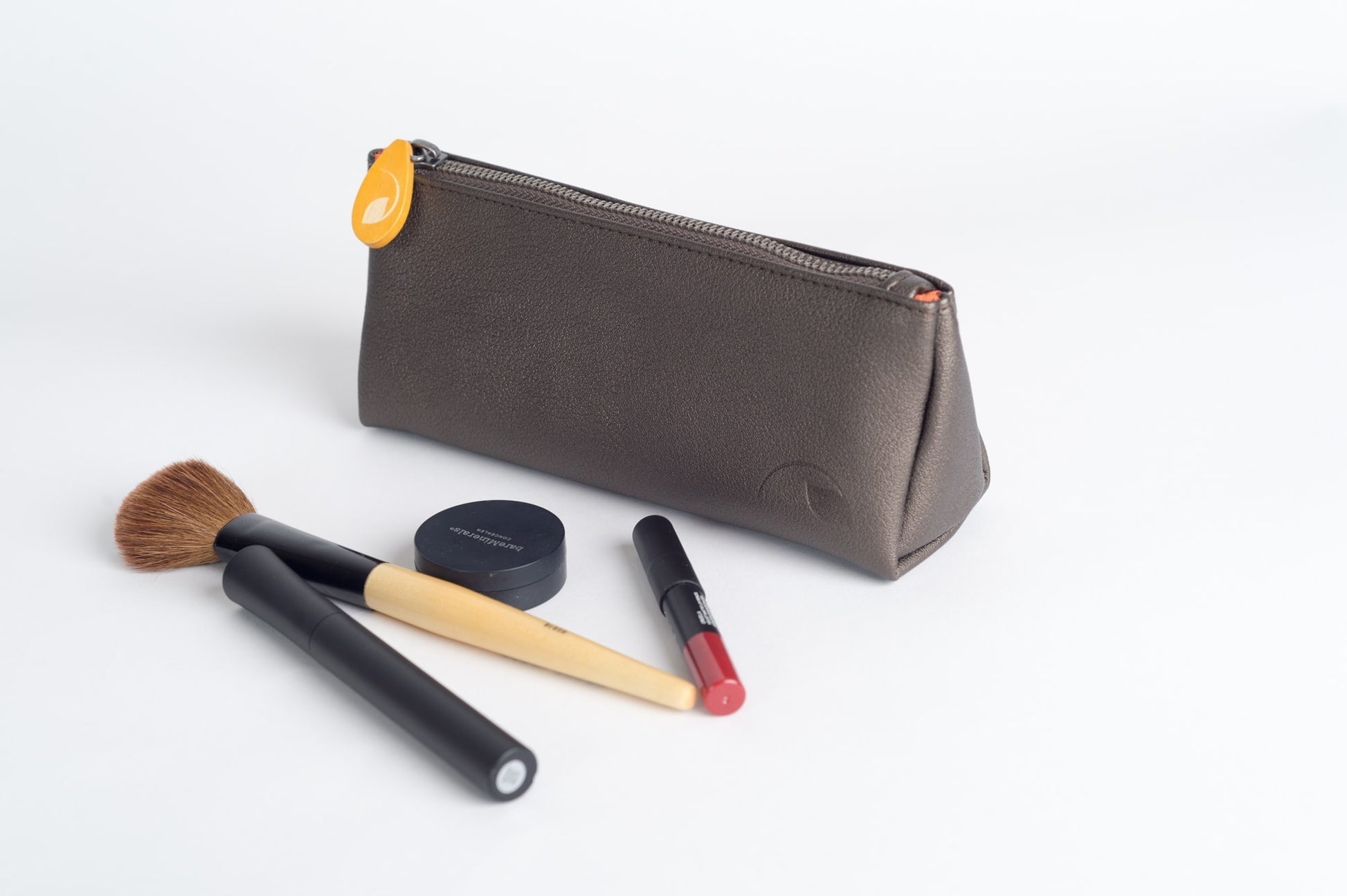 wipe clean soft inner lining vanity pouch bag for everyday makeup routines